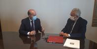Jesús Maeztu se reúne con el alcalde de Antequera