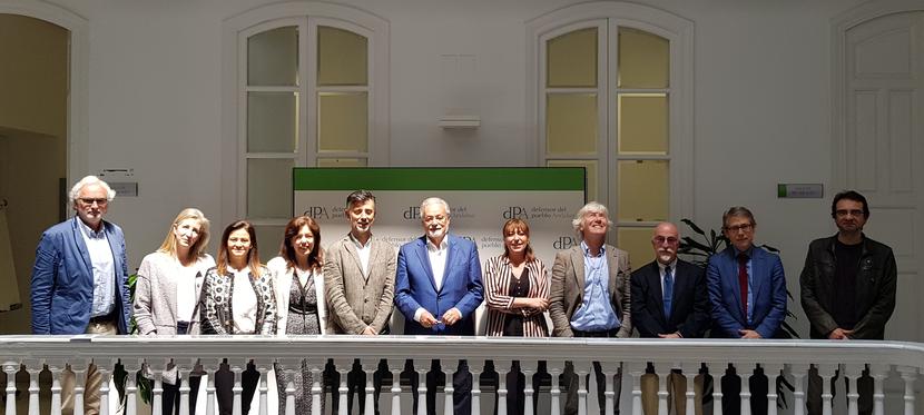 Reunión de coordinación del Defensor del Pueblo andaluz con las Defensorías Universitarias Reunión de coordinación del Defensor del Pueblo andaluz con las Defensorías Universitarias