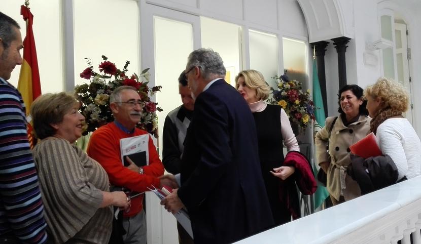 Reunión del Defensor con los sindicatos CCOO, CSIF, UGT y USTEA Reunión del Defensor con los sindicatos CCOO, CSIF, UGT y USTEA