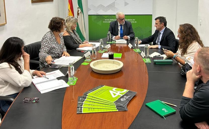 Trabajamos con el alcalde de Cádiz asuntos de interés para la ciudad