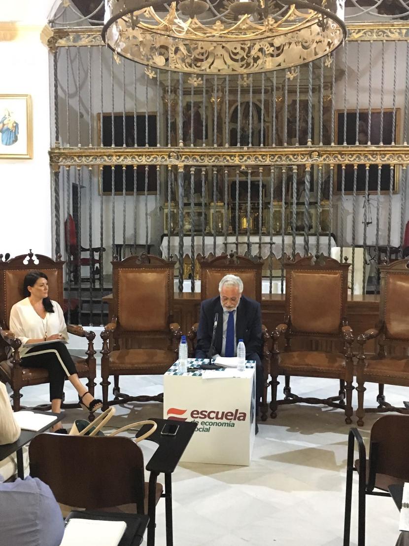 El Defensor aboga por un nuevo modelo económico para alcanzar sociedades más justas e inclusivas El Defensor aboga por un nuevo modelo económico para alcanzar sociedades más justas e inclusivas