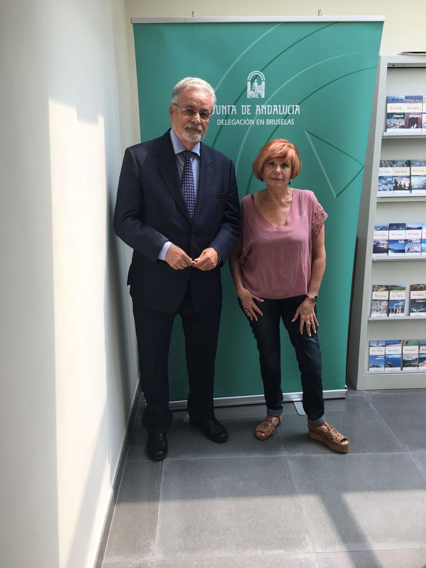 El Defensor del Pueblo Andaluz y la Delegada de la Junta de Andalucía en Bruselas analizan las consecuencias del Brexit El Defensor del Pueblo Andaluz y la Delegada de la Junta de Andalucía en Bruselas analizan las consecuencias del Brexit