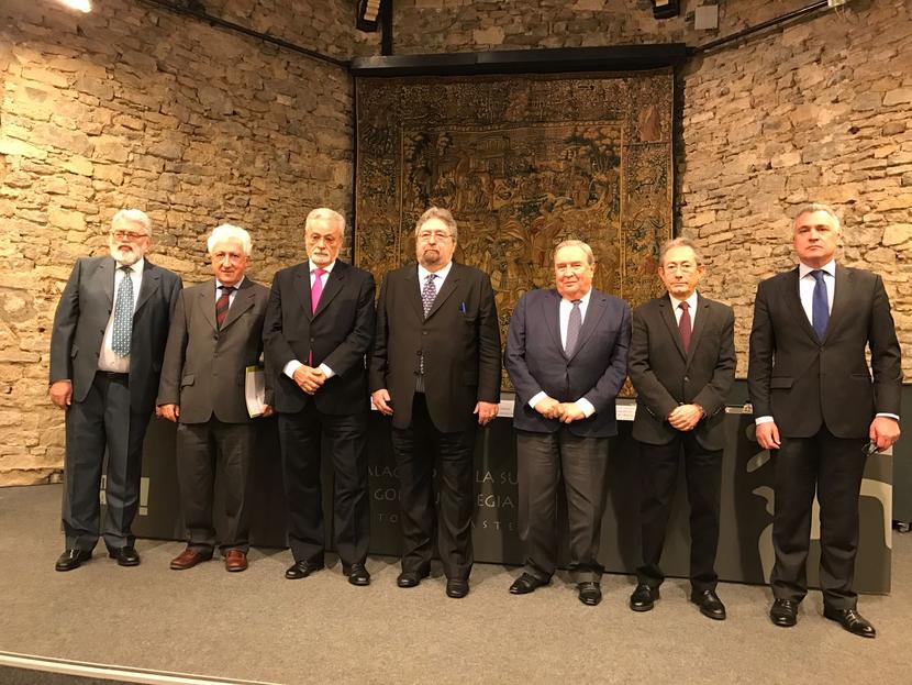 Los Defensores del Pueblo de las comunidades autónomas denuncian la gestión de la llegada de los refugiados Los Defensores del Pueblo de las comunidades autónomas denuncian la gestión de la llegada de los refugiados