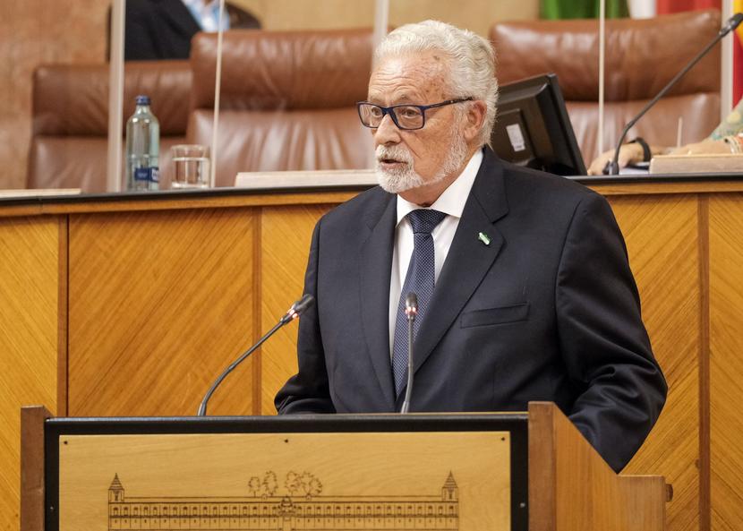 El Defensor del Pueblo andaluz advierte ante el Pleno del Parlamento andaluz del deber de garantizar el cumplimiento de los derechos ante la Andalucía post COVID-19 El Defensor del Pueblo andaluz advierte ante el Pleno del Parlamento andaluz del deber de garantizar el cumplimiento de los derechos ante la Andalucía post COVID-19