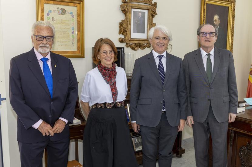 Maeztu, Gabilondo y Giménez-Salinas abordan la defensa del interés del menor en el Congreso del Colegio de Abogados de Málaga Maeztu, Gabilondo y Giménez-Salinas abordan la defensa del interés del menor en el Congreso del Colegio de Abogados de Málaga