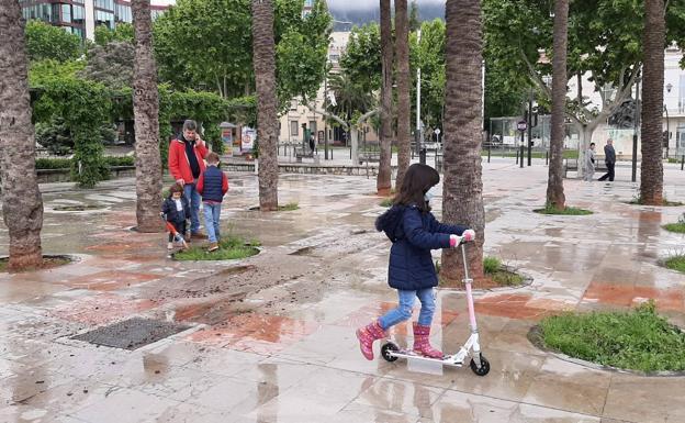 El Defensor del Menor valora la salida a la calle de los niños y niñas El Defensor del Menor valora la salida a la calle de los niños y niñas
