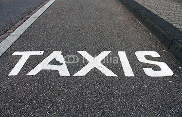 Actuaciones contra el instrusismo en el sector del taxi Actuaciones contra el instrusismo en el sector del taxi