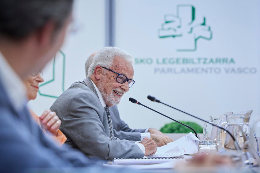 Maeztu destaca la apuesta sostenida por la mediación en un seminario sobre el futuro de los defensores Maeztu destaca la apuesta sostenida por la mediación en un seminario sobre el futuro de los defensores